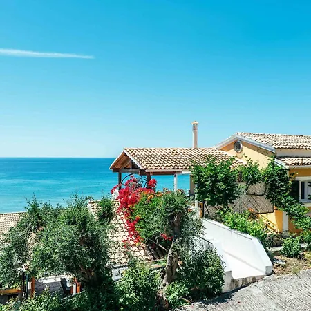 Corfu Dream Holidays غليفادا